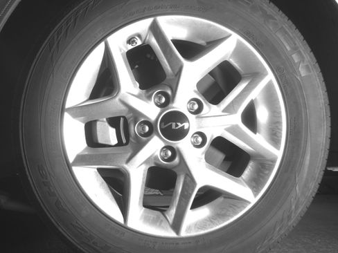 Used 2025 Kia Soul FWD image 12