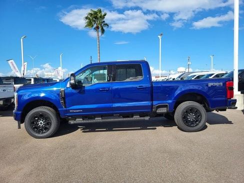 New 2026 Ford F250 Lariat w/ Black Appearance Package image 9