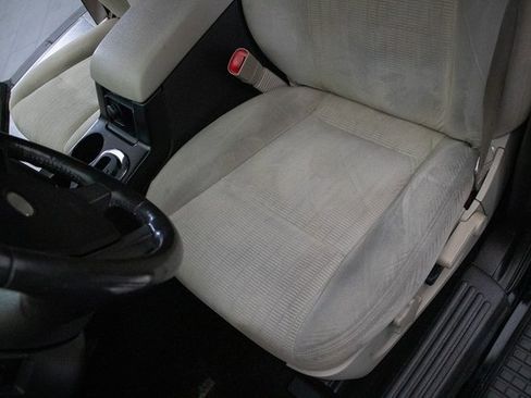 Used 2008 Ford Explorer XLT image 25