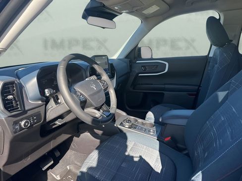 Used 2024 Ford Bronco Sport Heritage w/ Heritage Convenience Package image 9