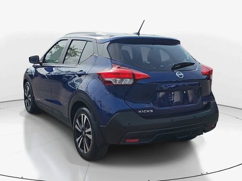 Used 2020 Nissan Kicks SV FWD image 8