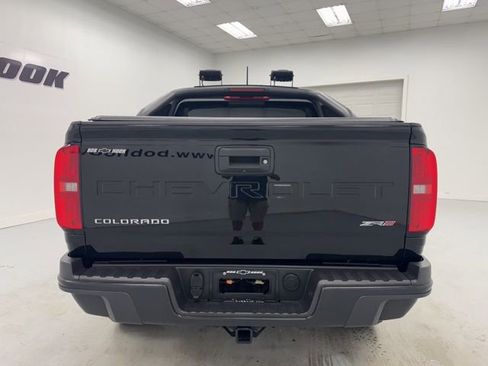 Used 2021 Chevrolet Colorado ZR2 w/ ZR2 Midnight Special Edition AWD/4WD image 6