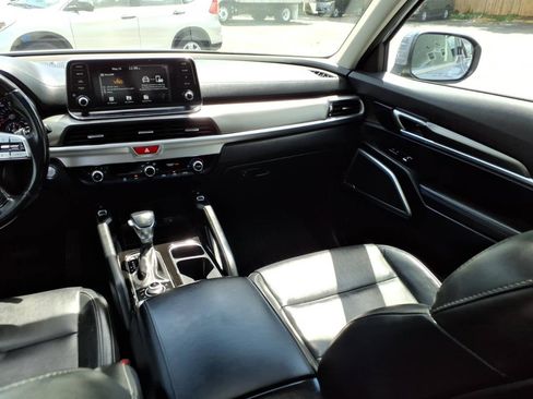 Used 2020 Kia Telluride S AWD/4WD image 16