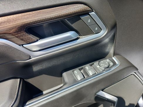 Used 2022 Chevrolet Silverado 1500 LT image 22