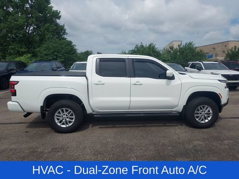 Used 2022 Nissan Frontier SV w/ SV Premium Package AWD/4WD image 8