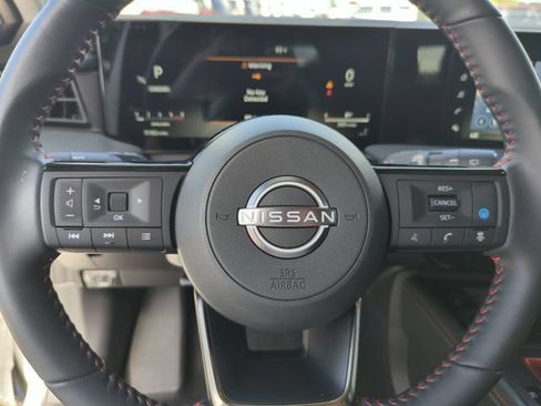 Certified 2025 Nissan Kicks SR FWD image 44