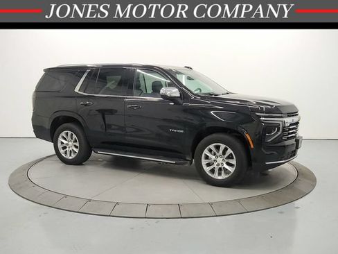 Used 2025 Chevrolet Tahoe Premier RWD image 1