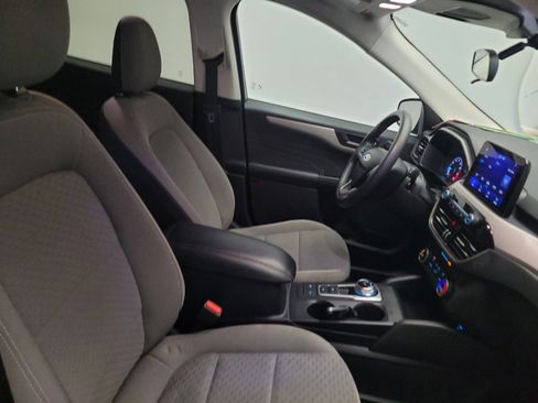 Used 2022 Ford Escape SE FWD image 21