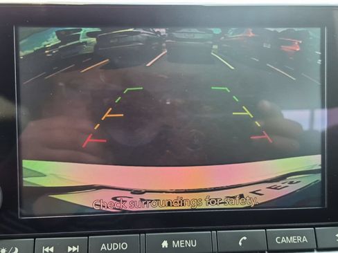 Used 2025 Nissan Altima 2.5 SV FWD image 17