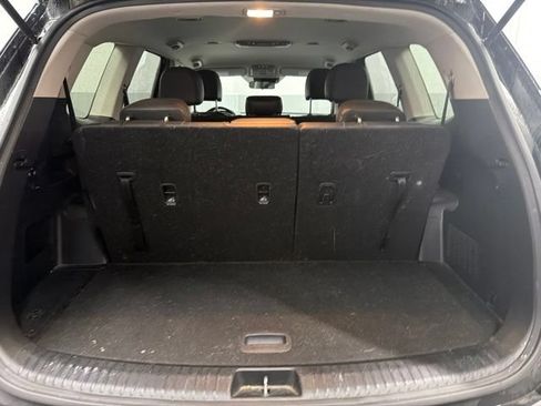 Used 2022 Kia Telluride LX AWD/4WD image 8