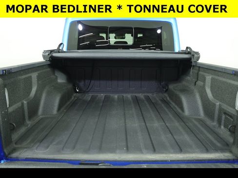 Used 2024 Jeep Gladiator Rubicon image 13