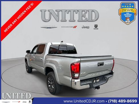 Used 2023 Toyota Tacoma SR5 AWD/4WD image 3