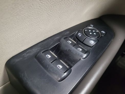 Used 2017 Lincoln MKX Reserve w/ Lincoln MKX Climate Package image 27