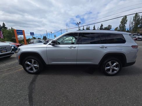 Used 2021 Jeep Grand Cherokee L Limited AWD/4WD image 4