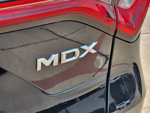 Used 2022 Acura MDX SH-AWD w/ Technology Package image 11