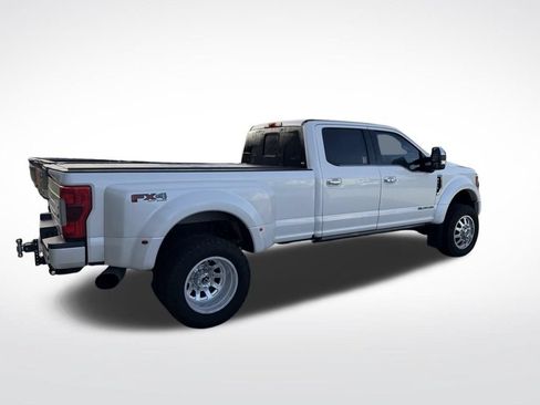 Used 2019 Ford F450 Platinum w/ Platinum Ultimate Package AWD/4WD image 3