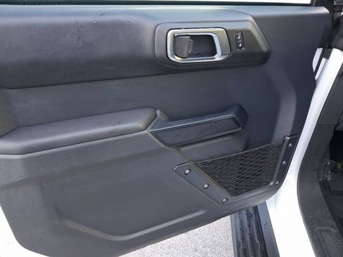 Used 2025 Ford Bronco Outer Banks AWD/4WD image 15