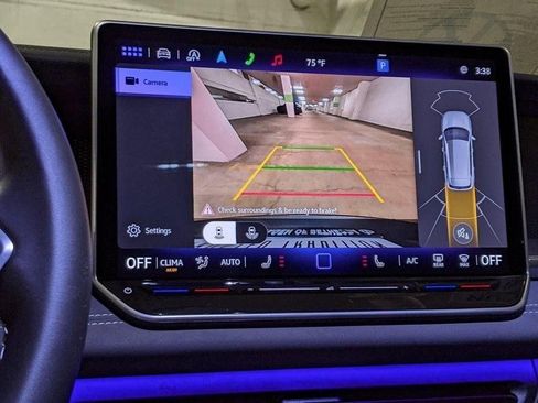 New 2026 Volkswagen Tiguan SE image 16