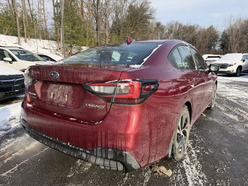 Used 2023 Subaru Legacy Premium image 12