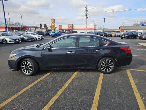 Used 2018 Nissan Altima 2.5 SL image 2
