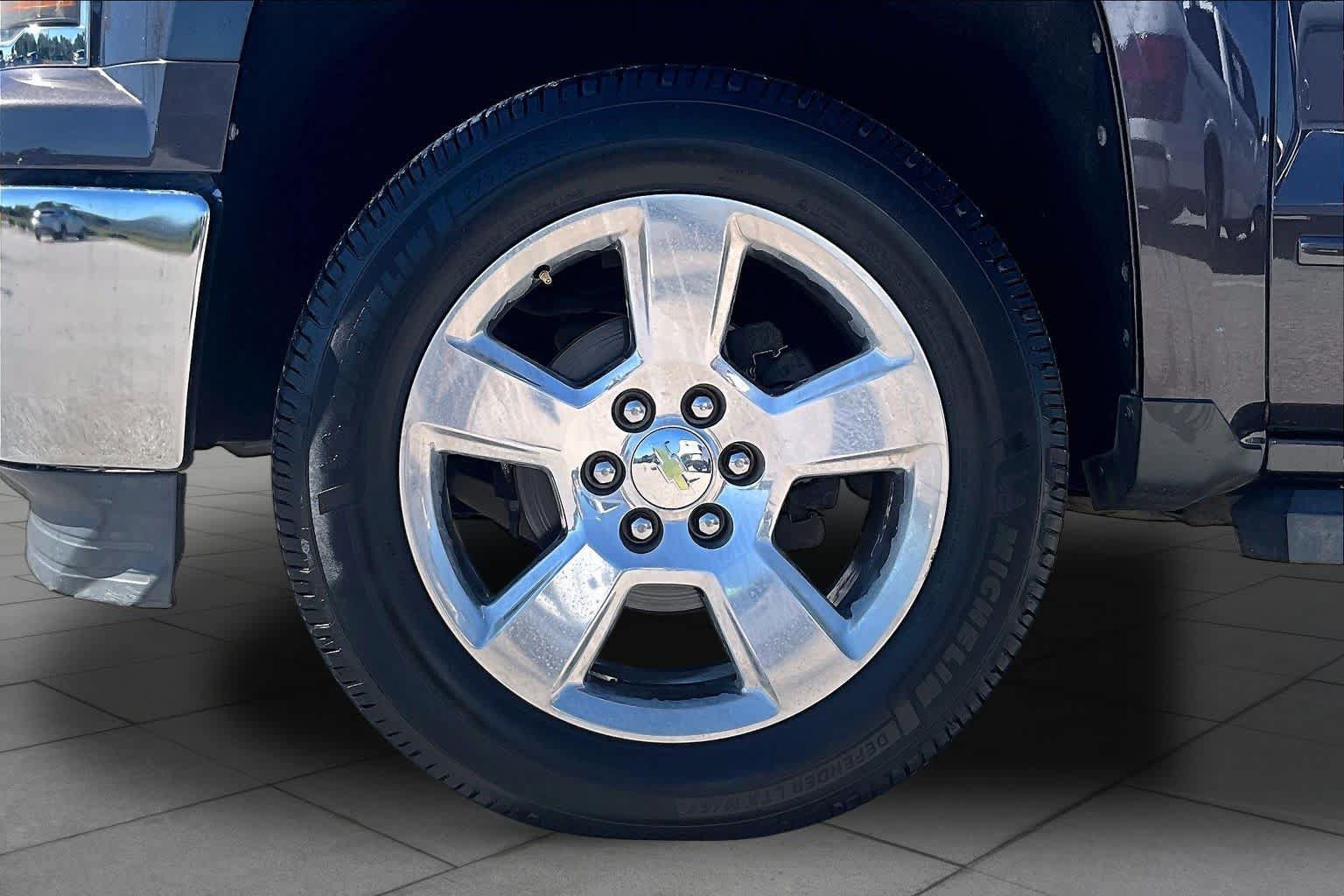 Used 2015 Chevrolet Silverado 1500 LT w/ Texas Edition, 1LT Trim AWD/4WD image 10