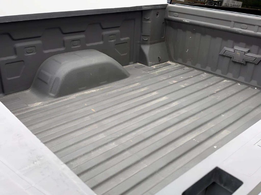 Used 2022 Chevrolet Silverado 1500 RST AWD/4WD image 12