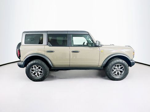 Used 2025 Ford Bronco Badlands AWD/4WD image 10