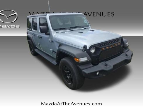 Used 2022 Jeep Wrangler Unlimited Sport AWD/4WD image 5