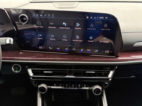 New 2026 Chevrolet Traverse Z71 w/ Enhanced Driving Package AWD/4WD image 18