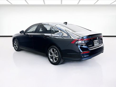 Used 2023 Honda Accord EX image 6
