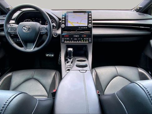 Used 2021 Toyota Avalon Touring FWD image 16