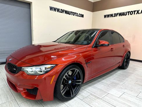 Used 2018 BMW M3 image 2