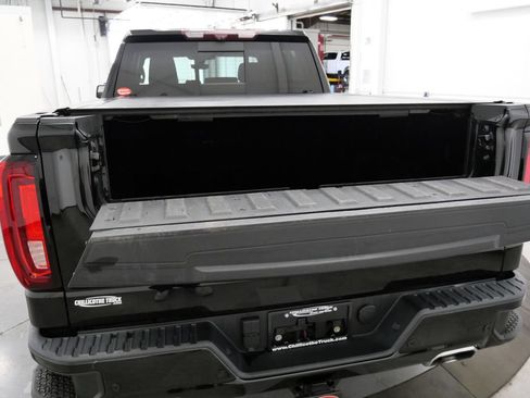 Used 2022 GMC Sierra 1500 Denali w/ Denali Reserve Package AWD/4WD image 40