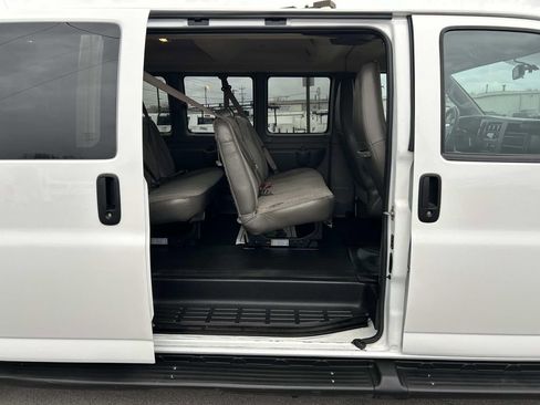 Used 2023 Chevrolet Express 3500 LS image 15