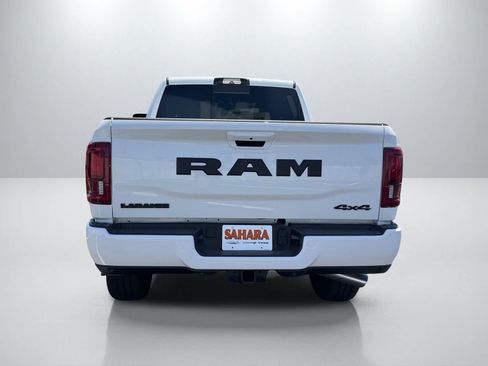 New 2026 RAM 2500 Laramie AWD/4WD image 5