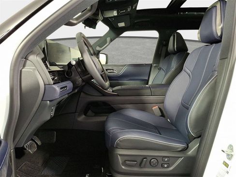 New 2026 INFINITI QX80 4WD w/ Sport Exterior Package image 11