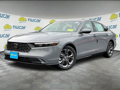 New 2025 Honda Accord EX-L image 4