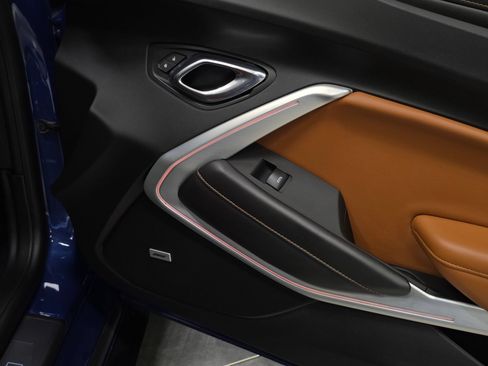 Used 2021 Chevrolet Camaro SS RWD image 30