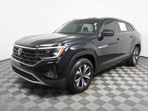 Certified 2025 Volkswagen Atlas Cross Sport SE image 15