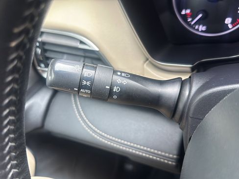 Used 2020 Subaru Outback Limited AWD/4WD image 32