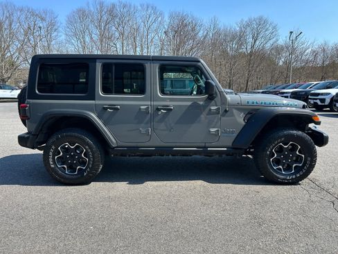Used 2023 Jeep Wrangler Unlimited Rubicon 4xe w/ Cold Weather Group AWD/4WD image 3