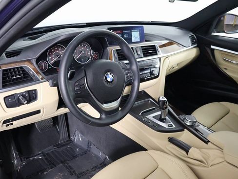 Used 2018 BMW 330e w/ Premium Package RWD image 7