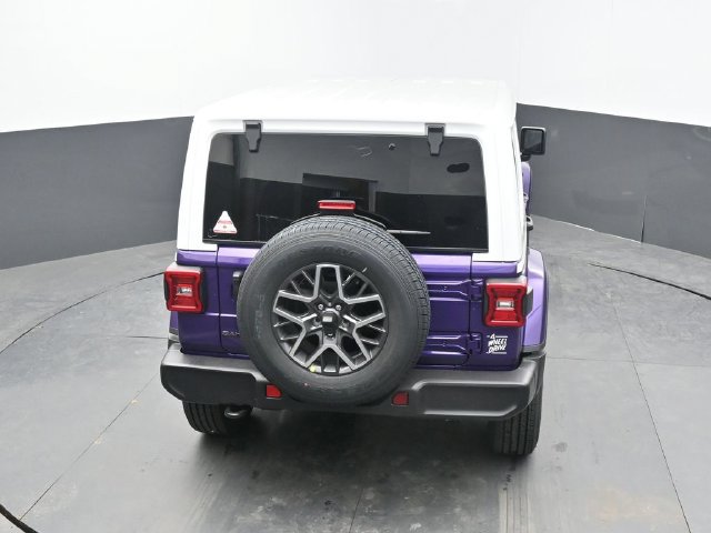 New 2026 Jeep Wrangler Unlimited Sahara w/ Whitecap Package AWD/4WD image 48