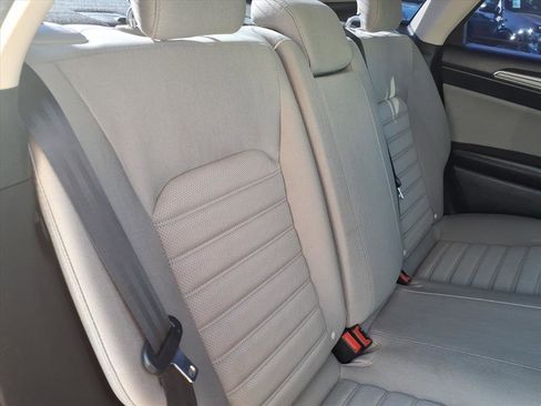 Used 2019 Ford Fusion S image 15