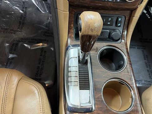 Used 2017 Buick Enclave Premium image 22