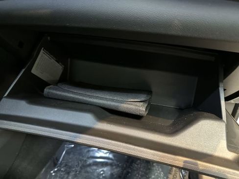 Certified 2023 Buick Envision Essence w/ Sport Touring Package image 29