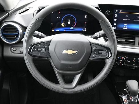New 2026 Chevrolet Trax LT FWD image 22