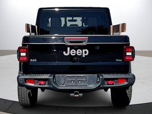 Used 2020 Jeep Gladiator Rubicon image 7