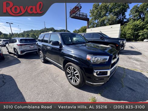 Used 2021 Toyota 4Runner Limited RWD image 2