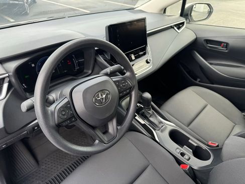 Used 2026 Toyota Corolla LE FWD image 16